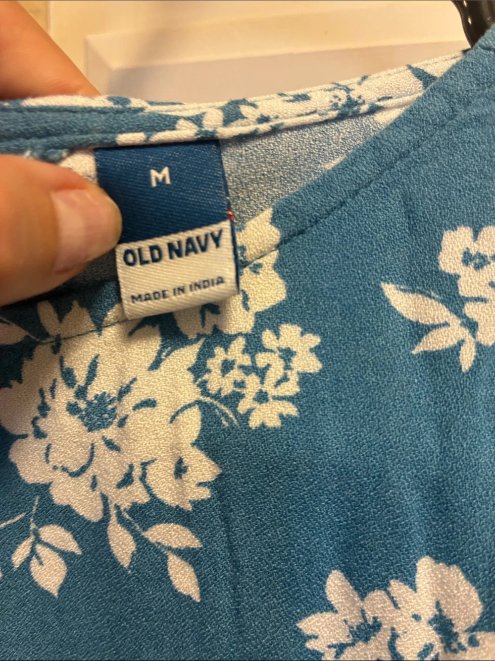 Old Navy blue and white bold floral Printed Crepe Mini Dress w/ pockets  NWT